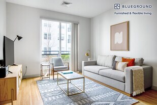 320 D St in Boston, MA - Building Photo