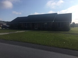 60 Frances Kinlock Cir in Sumter, SC - Building Photo