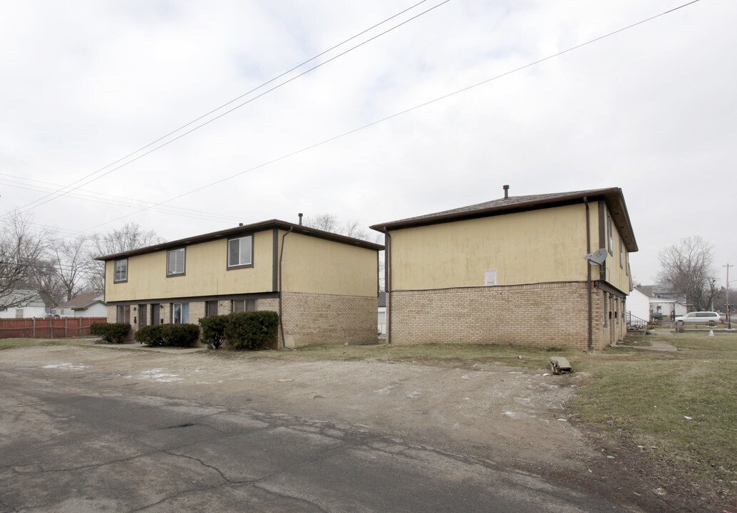 2931-2935 Mcguffey Rd in Columbus, OH - Foto de edificio