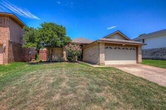 8533 Brushy Creek Trail in Fort Worth, TX - Building Photo - Building Photo