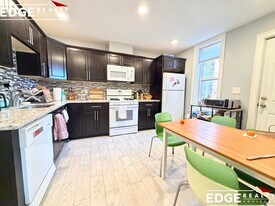 15 Sewall St, Unit 3 in Boston, MA - Building Photo