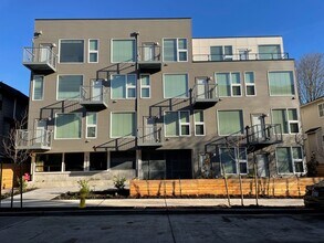 Canopy in Seattle, WA - Building Photo - Building Photo