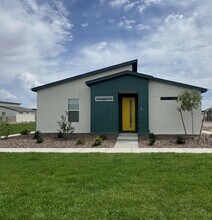The Flats at Jasper in Prescott Valley, AZ - Foto de edificio - Building Photo