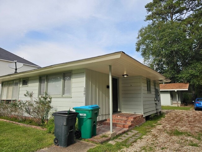 property at 500-502 N General Pershing St