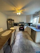 197 Franklin St in Elmwood Park, NJ - Building Photo - Building Photo