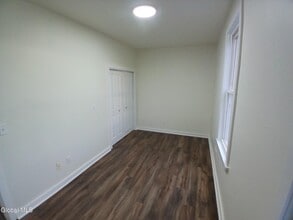 91 Park Ave in Cohoes, NY - Building Photo - Building Photo