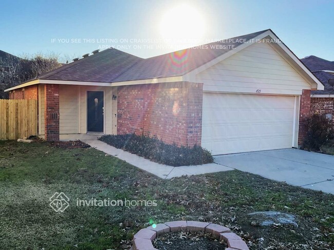 4525 Waterford Dr in Fort Worth, TX - Building Photo - Building Photo