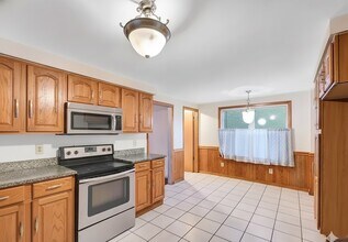 227 Stephen Ave in Scranton, PA - Building Photo - Building Photo