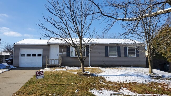 1364 Karahill Dr in Cincinnati, OH - Foto de edificio - Building Photo