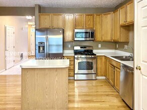 8366 Frostwood Dr in Laurel, MD - Building Photo - Building Photo