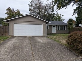 4363 Sylvia Ct SE in Salem, OR - Building Photo