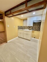 30-16 83rd St in Queens, NY - Building Photo - Building Photo