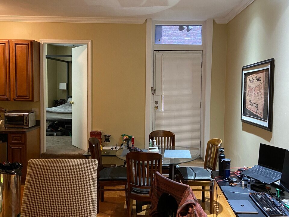 46 Hereford St, Unit GF in Boston, MA - Building Photo