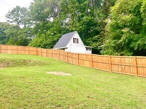 135 Antioch Rd in Clarksville, TN - Foto de edificio - Building Photo