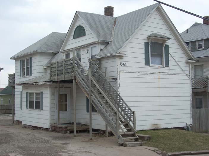 541 Mill St in Council Bluffs, IA - Building Photo