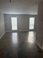 6402 Del Monte Dr in Houston, TX - Building Photo - Building Photo