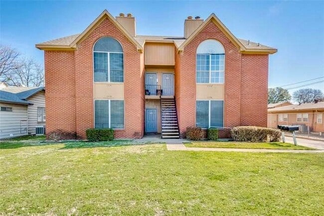 property at 1110 Holly St