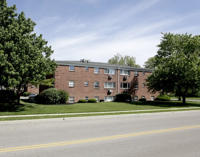 99 Schoolhouse Ln in Columbus, OH - Building Photo - Building Photo