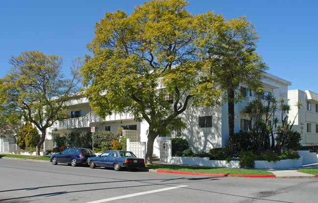 1487 Reeves St in Los Angeles, CA - Building Photo - Building Photo