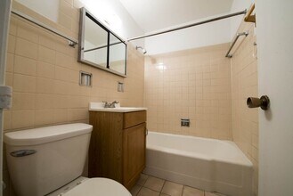 304 East 147th Street Harvey, IL 60426 in Harvey, IL - Building Photo - Building Photo