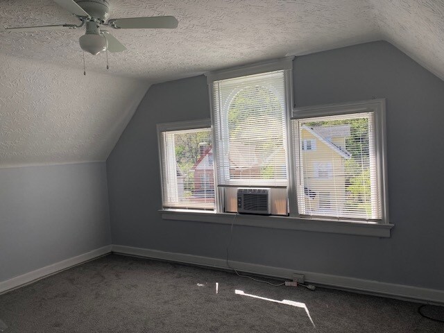 418 Dorchester Ave, Unit 418 Dorchester #3 in Cincinnati, OH - Building Photo - Building Photo