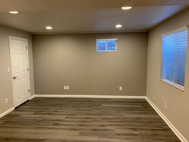 855 W Chestnut Cir in Louisville, CO - Building Photo - Building Photo