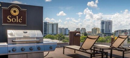 533 NE 3rd Ave in Fort Lauderdale, FL - Building Photo - Building Photo