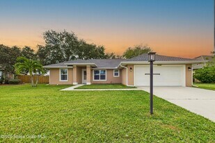 1936 Gloria Cir in Palm Bay, FL - Building Photo