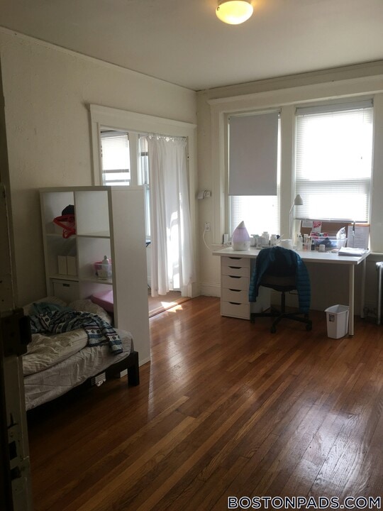 1167 Boylston St in Boston, MA - Building Photo
