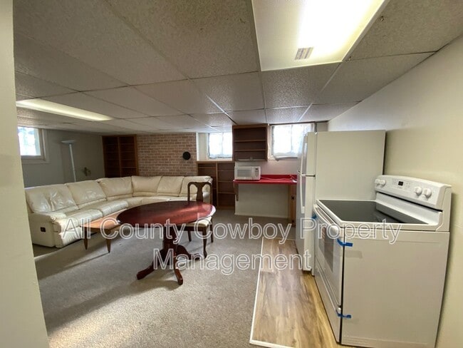 414 S 13th St in Laramie, WY - Building Photo - Building Photo