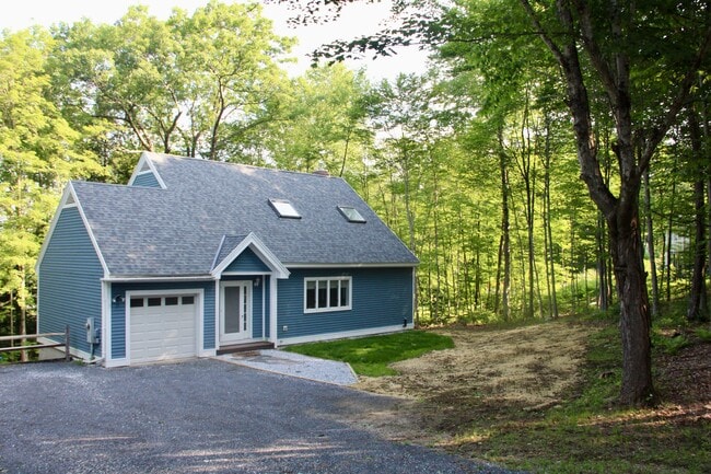 property at 202 N Ridge Run