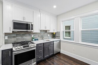 16 Hallam St in Boston, MA - Building Photo - Building Photo