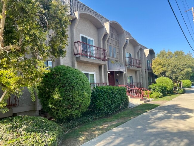 Crown Point Apartments