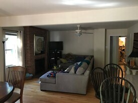 445 McCauley St in Chapel Hill, NC - Building Photo