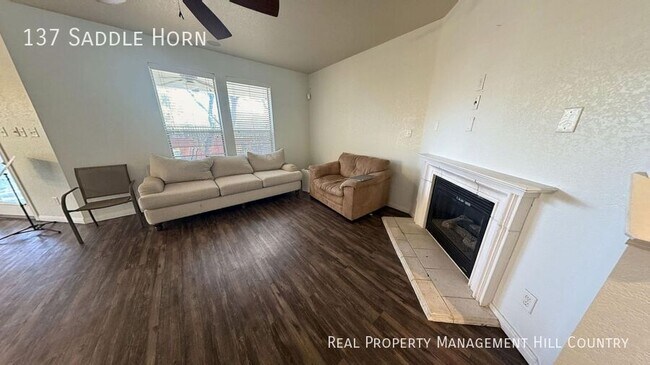 137 Saddle Horn in Boerne, TX - Building Photo - Building Photo