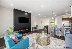 636 N 46th St in Omaha, NE - Building Photo