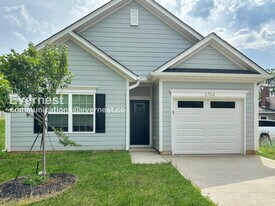 3754 Glenwood Dr in Charlotte, NC - Building Photo