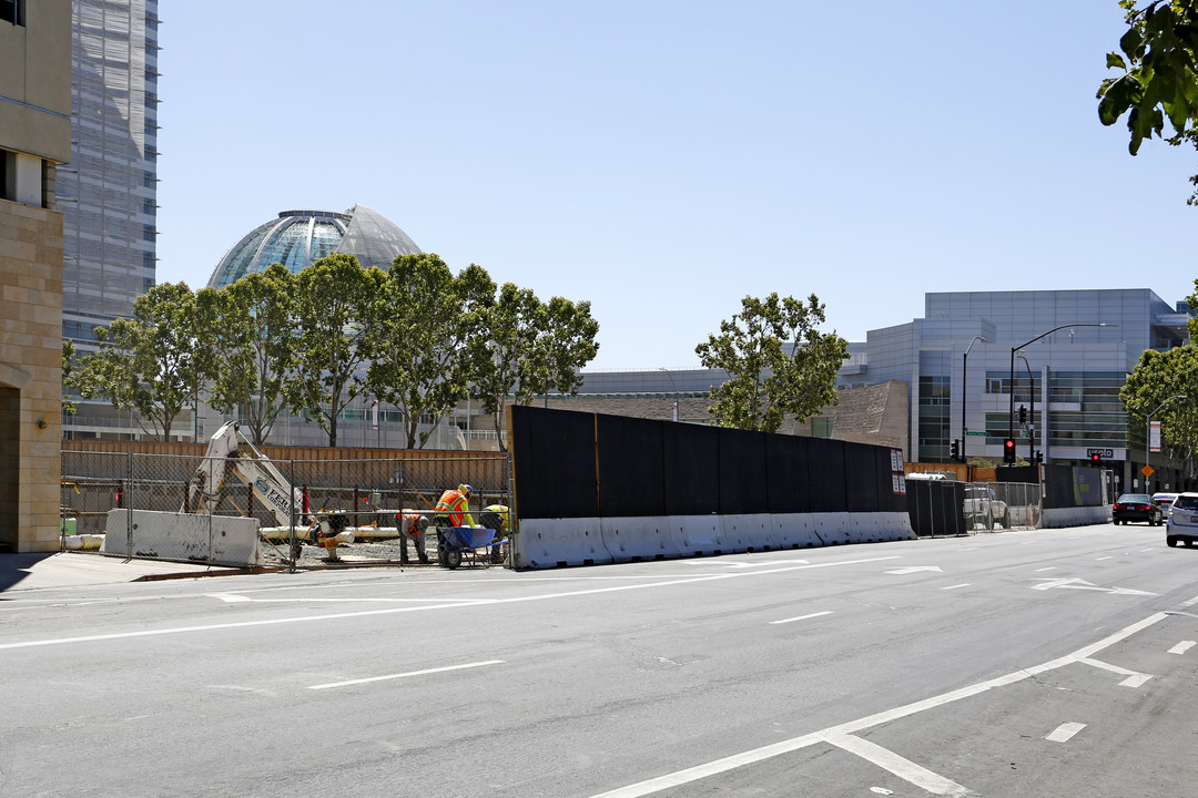 Miro (West Tower) in San Jose, CA - Building Photo