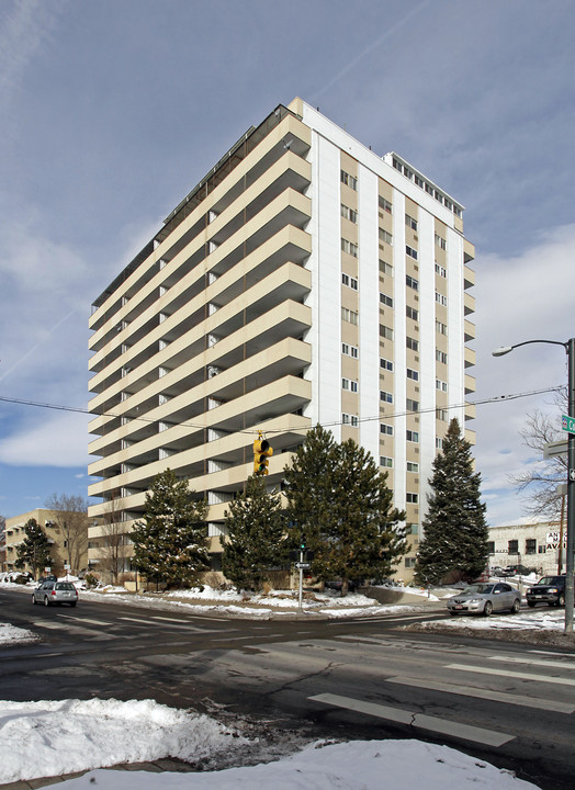 Sundowner in Denver, CO - Foto de edificio