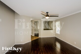 4623 Adkins Trail, Unit A9-3307 in San Antonio, TX - Foto de edificio - Building Photo