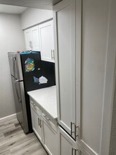 1330 W Broadway Rd in Tempe, AZ - Building Photo - Building Photo