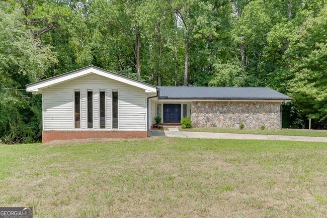3349 Old Atlanta Rd in Suwanee, GA - Building Photo - Building Photo