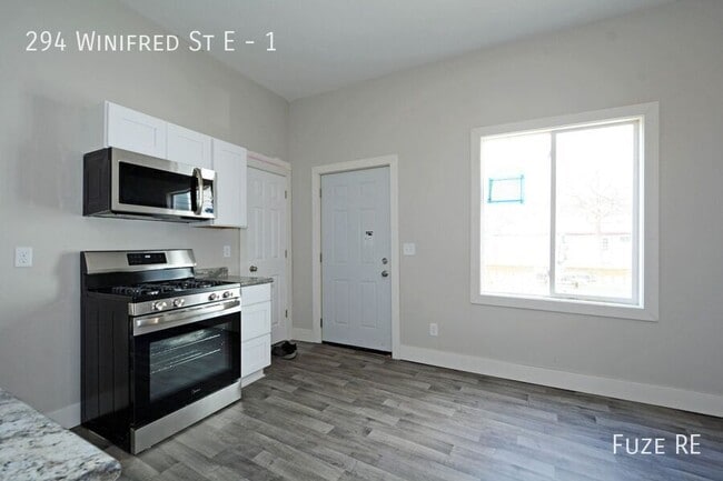 294 Winifred St E in St. Paul, MN - Building Photo - Building Photo
