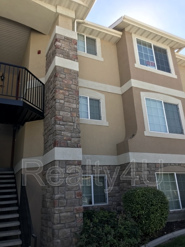 property at 1212 W 50 N