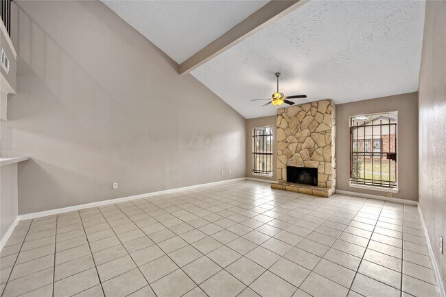 12238 Wild Pine Dr in Houston, TX - Building Photo - Building Photo