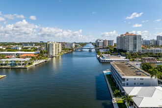 Leisure Terrace Condominiums in Fort Lauderdale, FL - Building Photo - Building Photo