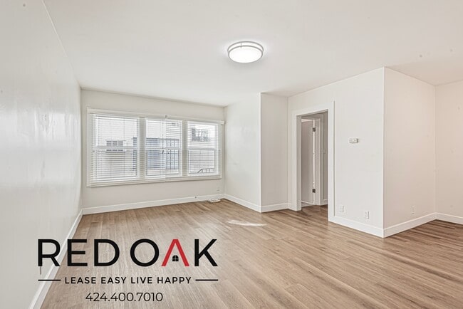 property at 515 S St Andrews Pl