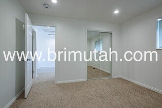 1968 Lincoln Ln in Holladay, UT - Building Photo - Building Photo