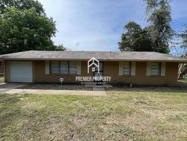 property at 796 Westview Rd