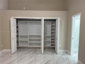 5416 Eagle Lake Dr in Palm Beach Gardens, FL - Building Photo - Building Photo